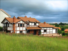 Casa Boo de Piélagos - Playa de Liencres  Боо Дэ Пьелагос